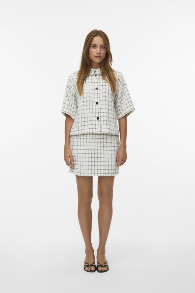 VMMIRANDA SS BOUCLE SHIRT WVN EXP 10340934 Bright White/BLACK BOUCLE